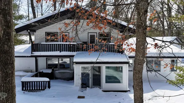 $675,000 | W1344 Deerpath Lane, Keshena, WI 54135