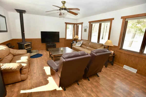 $675,000 | W1344 Deerpath Lane, Keshena, WI 54135
