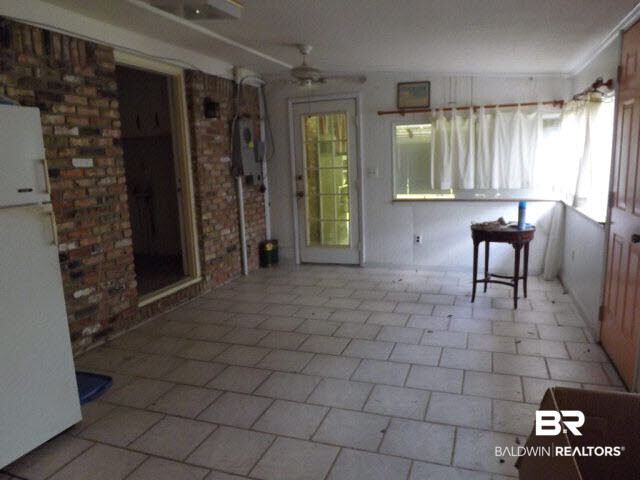 373 Heaton Circle Brewton, AL 36426 - Photo 10 of 16 Sunroom