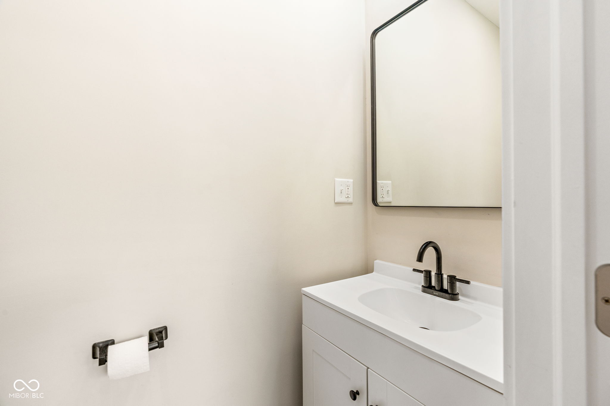 2427 North Rural Street Indianapolis, IN 46218 - Photo 13 of 27 Gallery Image 13