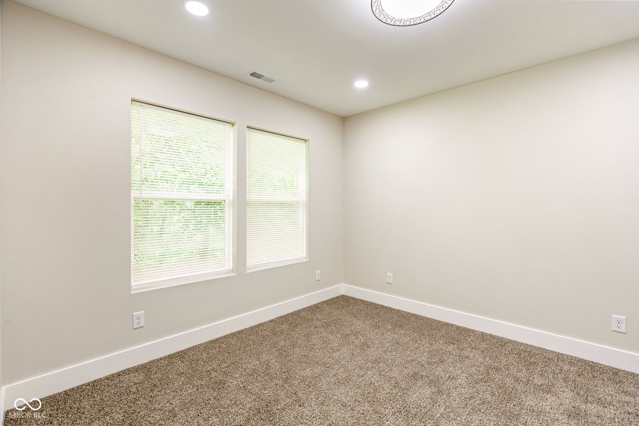 2427 North Rural Street Indianapolis, IN 46218 - Photo 15 of 27 Gallery Image 15