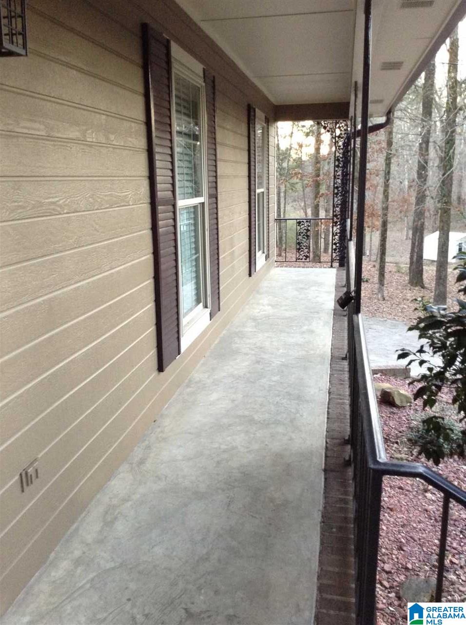 3055 Hunters Run Fultondale, AL 35068 - Photo 3 of 47