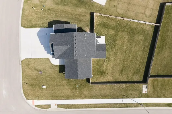 $459,950 | 16349 Lolly Lane, Basehor, KS 66007