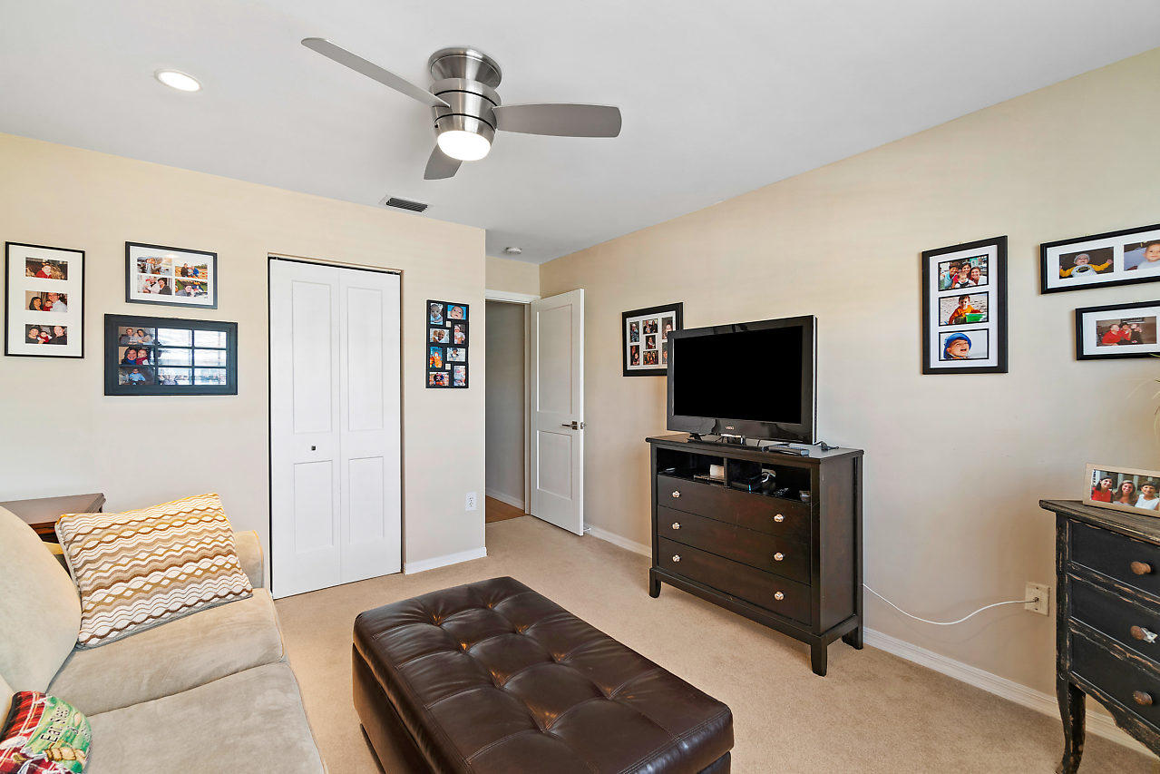 908 Jeffery Street Boca Raton, FL 33487 - Photo 21 of 41 021-908JefferyStreet-BocaRaton-FL-small