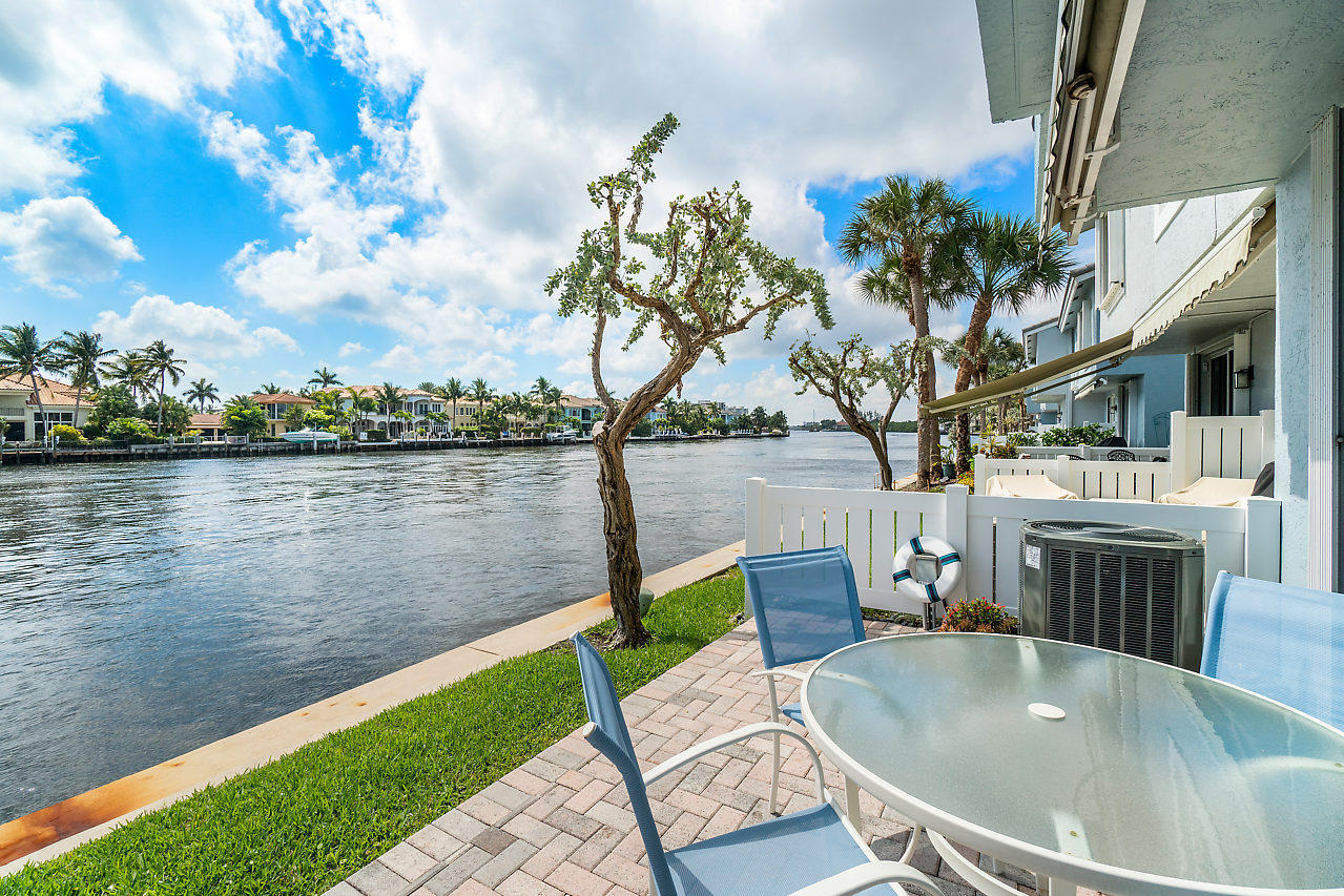 908 Jeffery Street Boca Raton, FL 33487 - Photo 24 of 41 024-908JefferyStreet-BocaRaton-FL-small