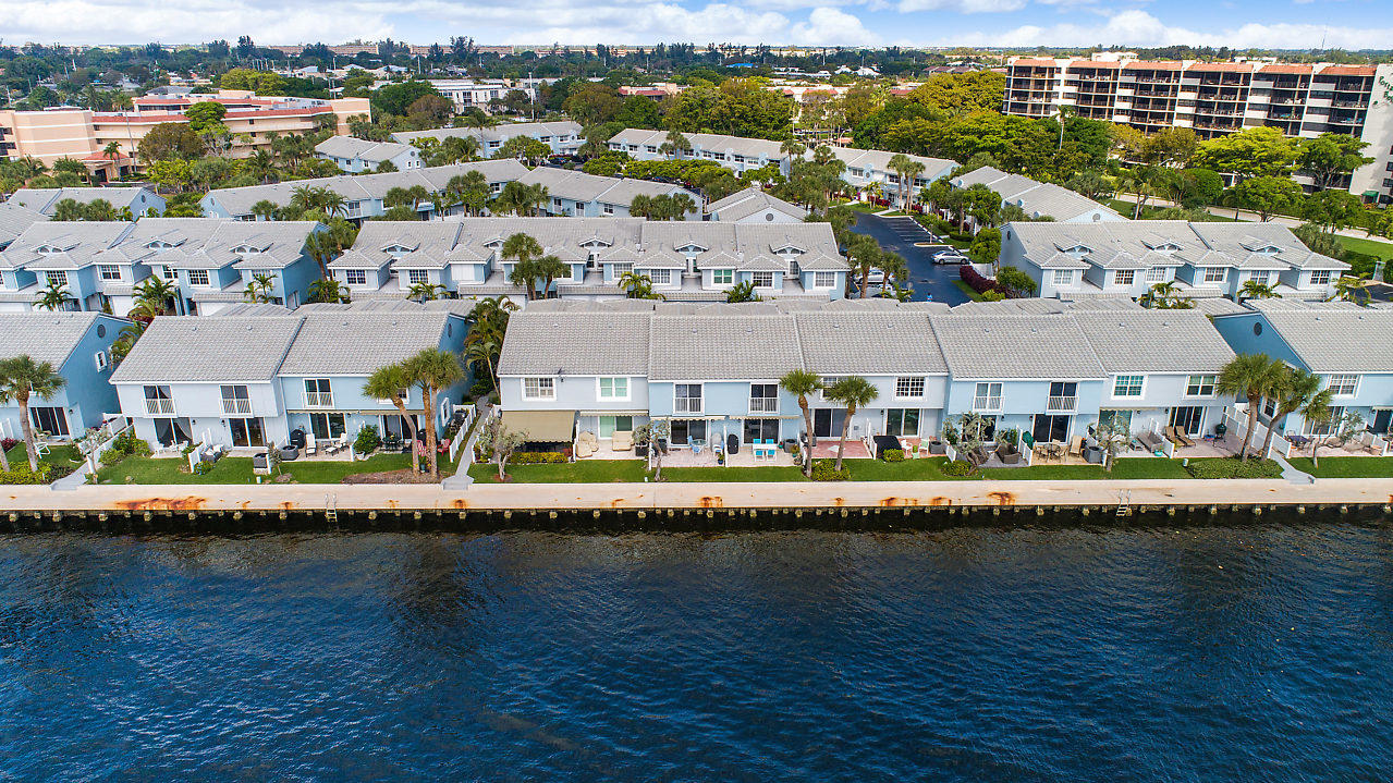908 Jeffery Street Boca Raton, FL 33487 - Photo 32 of 41 032-908JefferyStreet-BocaRaton-FL-small