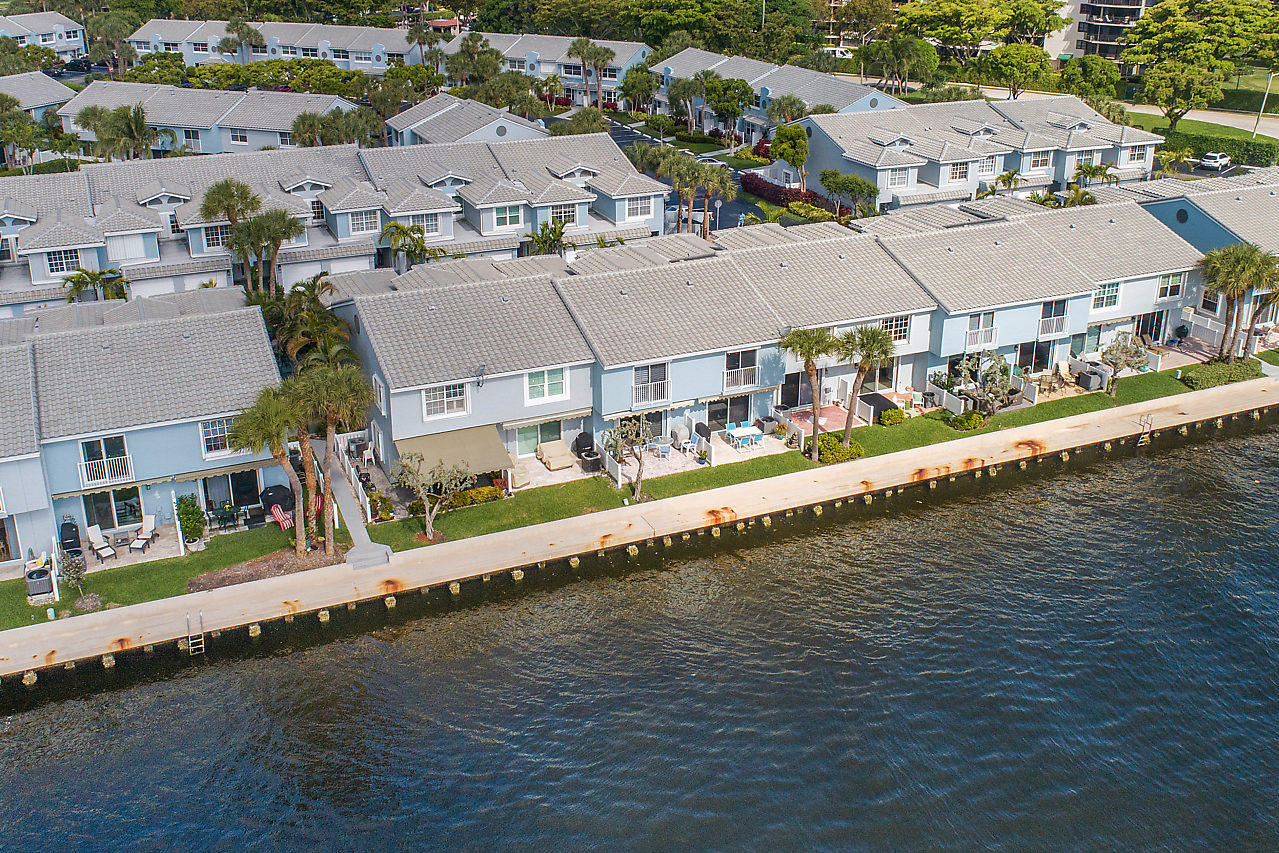 908 Jeffery Street Boca Raton, FL 33487 - Photo 37 of 41 037-908JefferyStreet-BocaRaton-FL-small