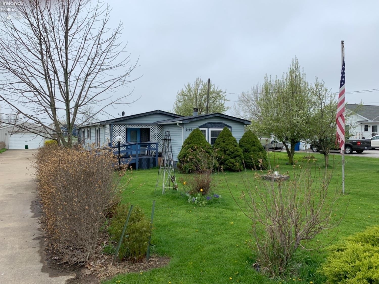 2140 Meter Road Lakeside Marblehead, OH 43440 - Photo 1 of 14 Gallery Image 1