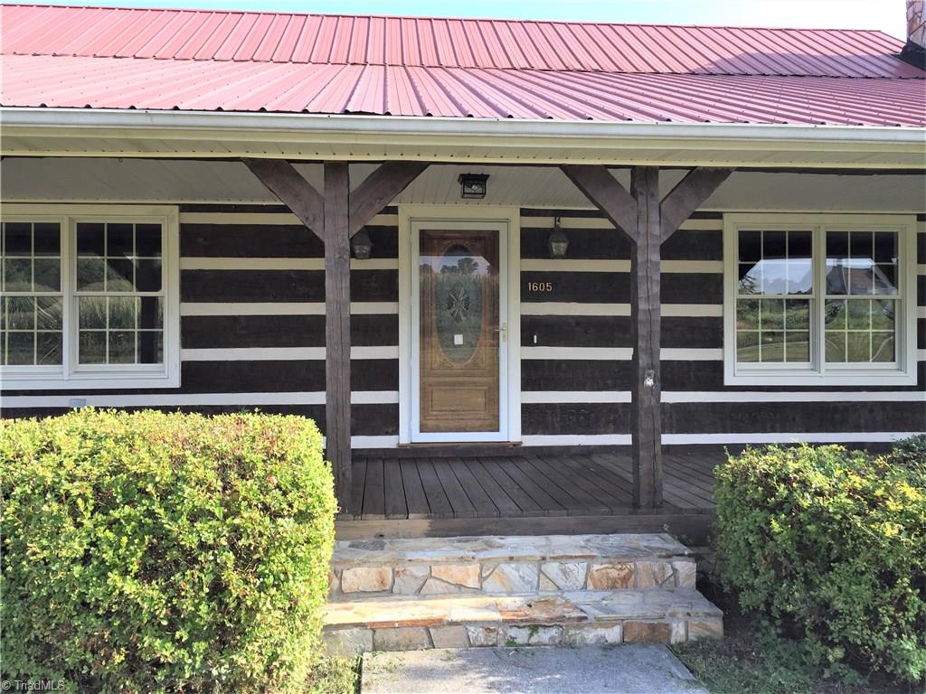 1605 Turkey Ford Road Mount Airy, NC 27030 - Photo 4 of 30 Gallery Image 4