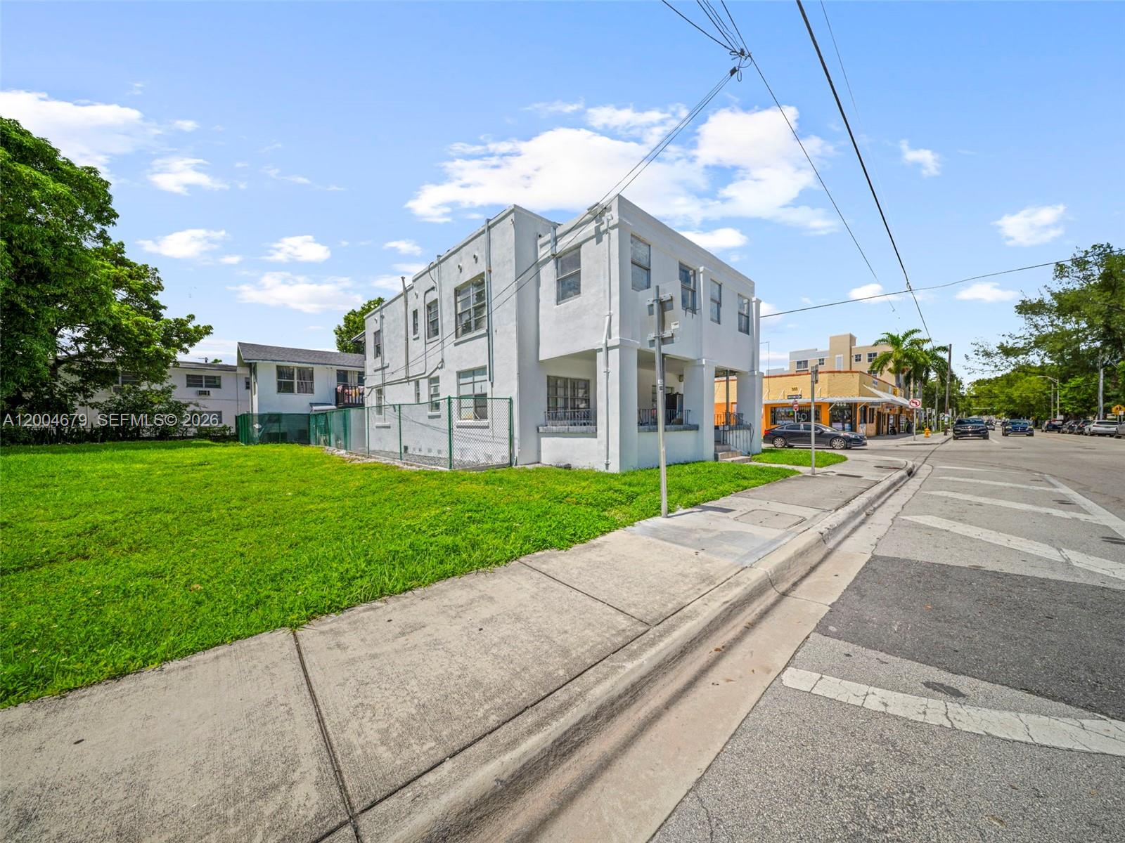 500 Southwest 8th Street Miami, FL 33130 - Photo 2 of 33 a view of a building with a yard