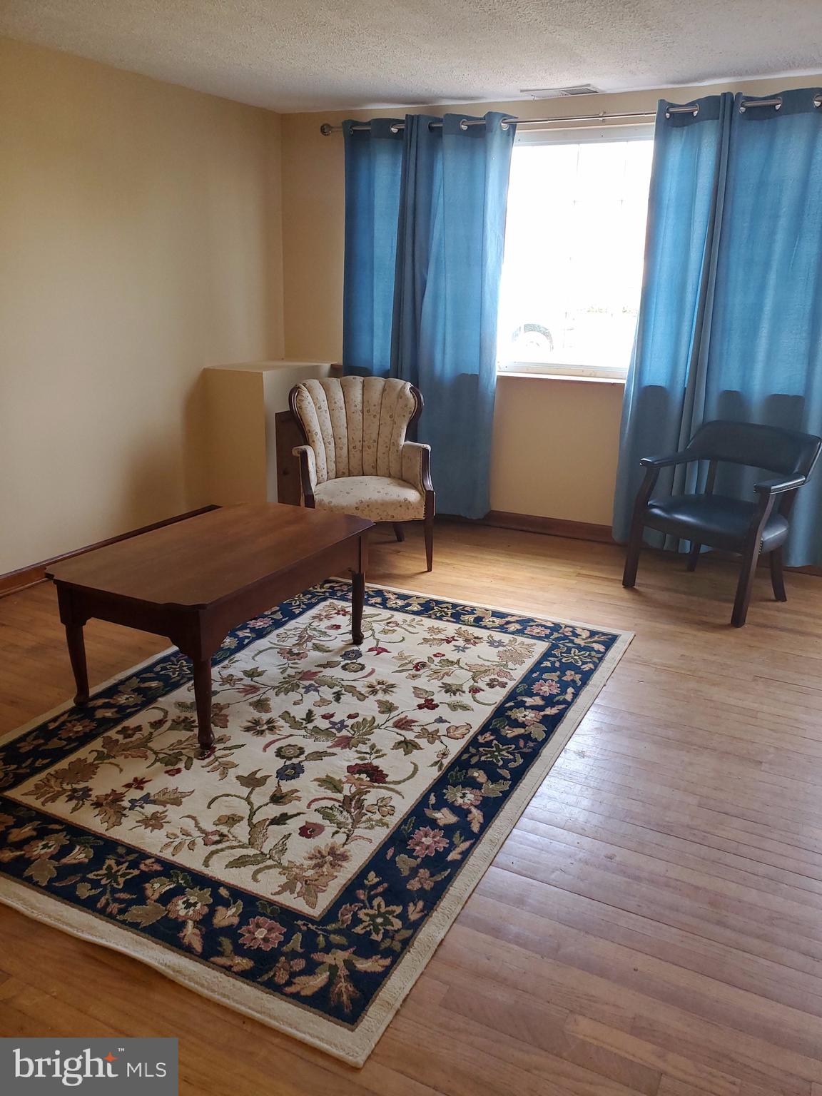 2753 Norfen Road Halethorpe, MD 21227 - Photo 2 of 20 Living Room/Dining Area