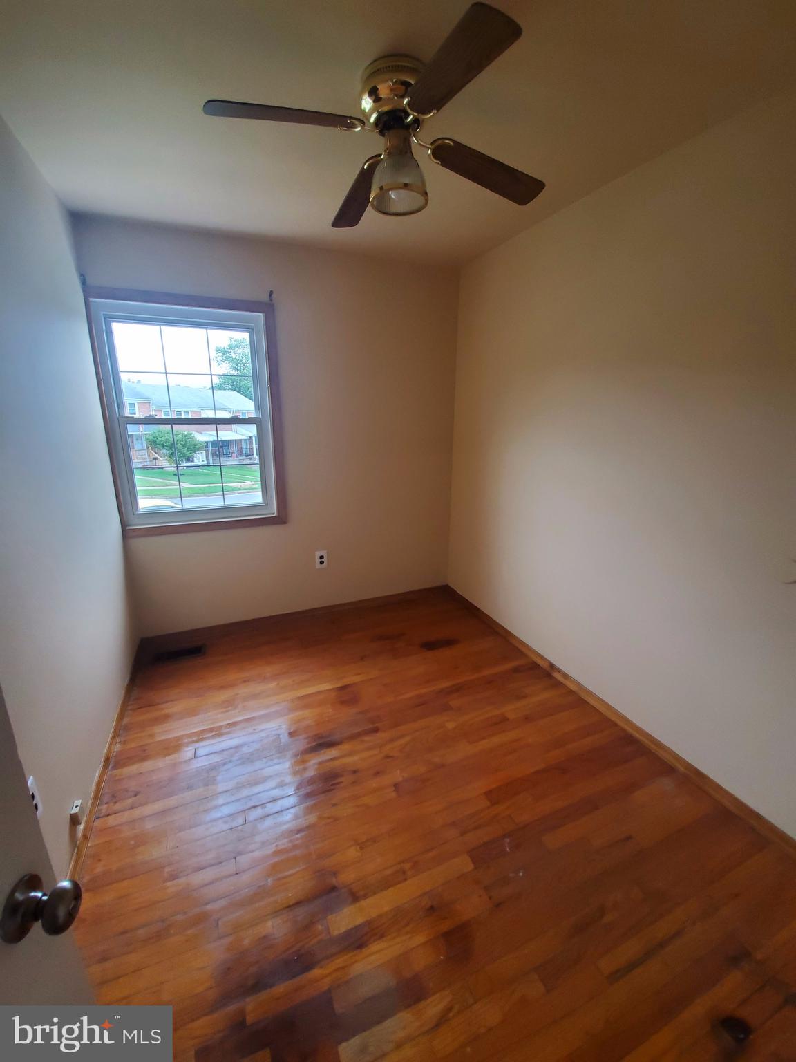 2753 Norfen Road Halethorpe, MD 21227 - Photo 11 of 20 Third Bedroom