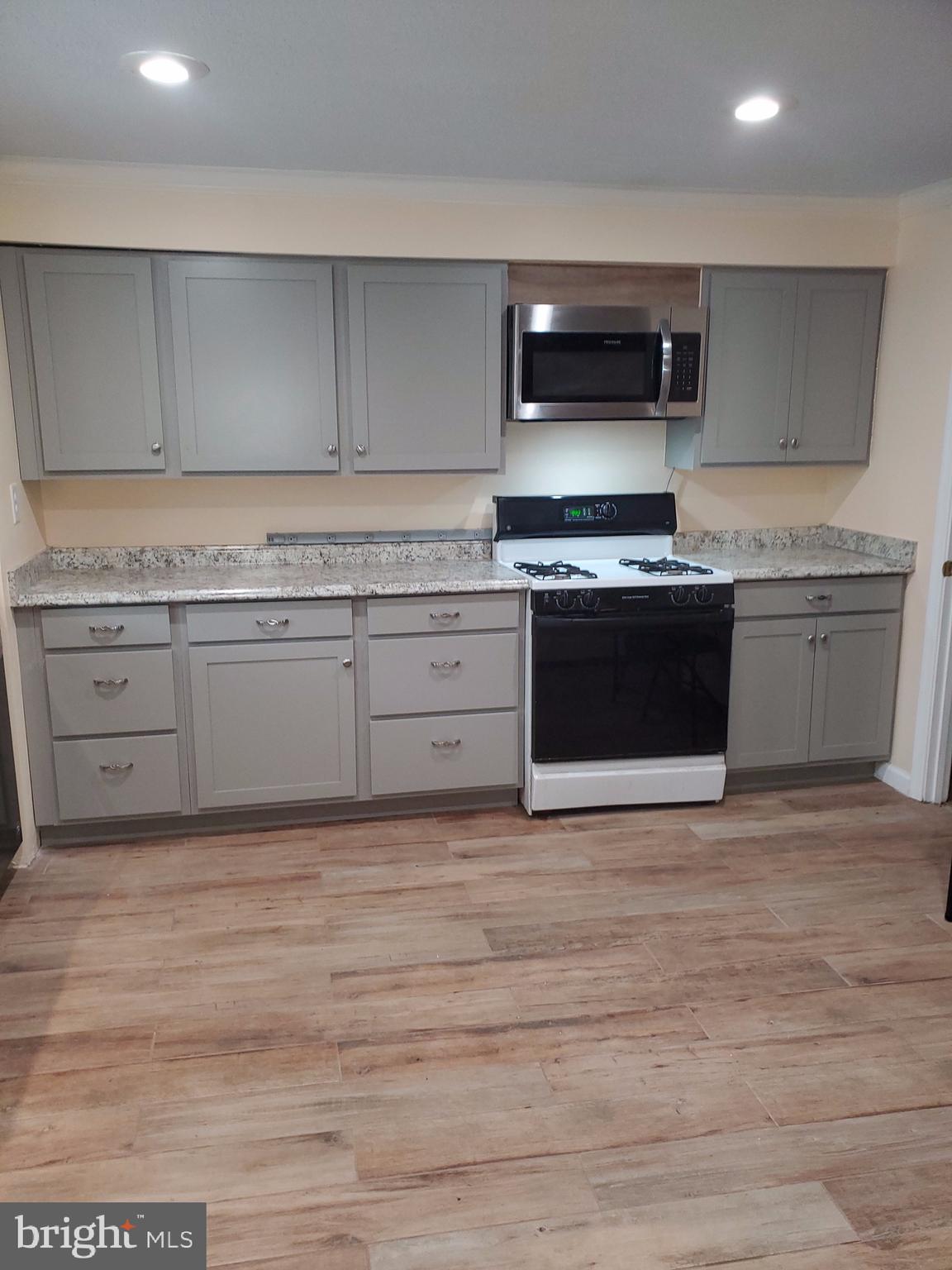2753 Norfen Road Halethorpe, MD 21227 - Photo 3 of 20 Fully REMODELED Kitchen