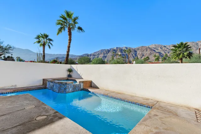 $749,900 | 51220 Avenida Carranza, La Quinta, CA 92253