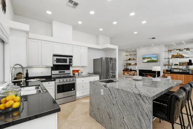 $749,900 | 51220 Avenida Carranza, La Quinta, CA 92253