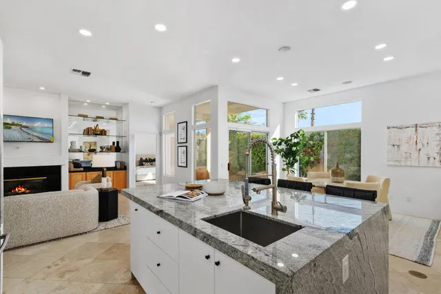 $749,900 | 51220 Avenida Carranza, La Quinta, CA 92253