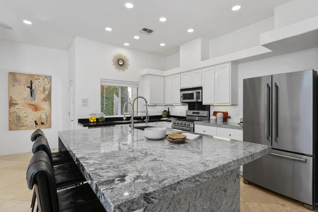 $749,900 | 51220 Avenida Carranza, La Quinta, CA 92253