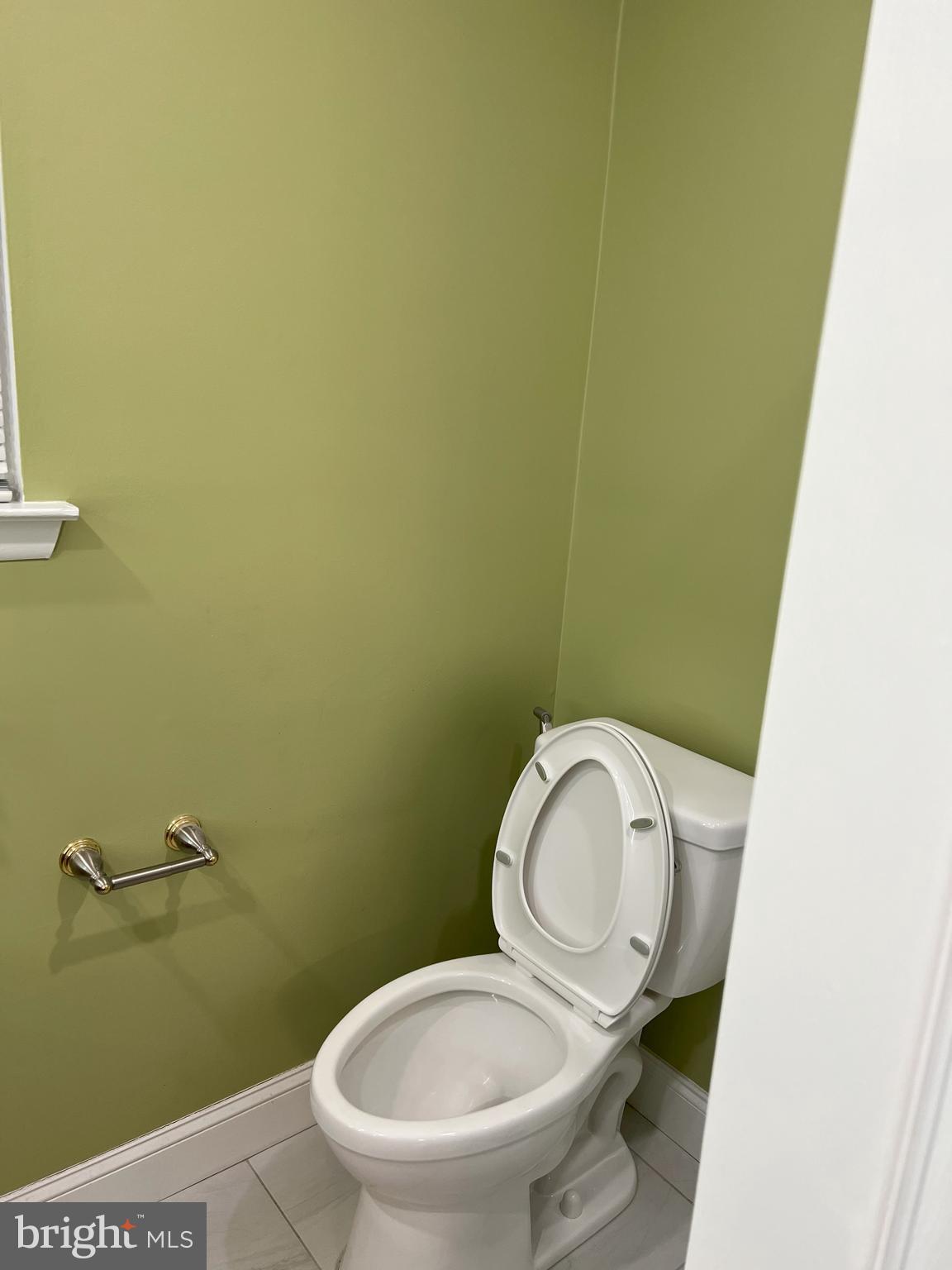 109 Pebble Road East Windsor, NJ 08520 - Photo 31 of 61 a bathroom with a toilet and a sink