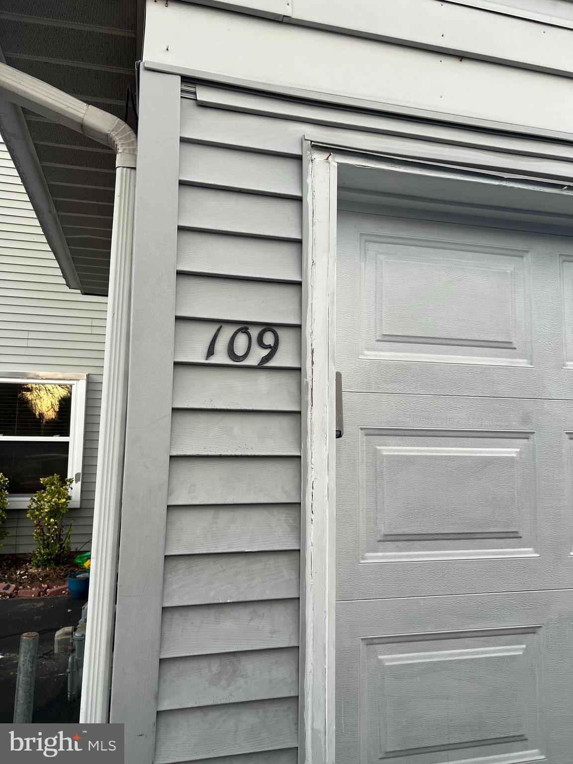 109 Pebble Road East Windsor, NJ 08520 - Photo 4 of 7