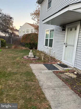 $470,000 | 109 Pebble Road, East Windsor, NJ 08520
