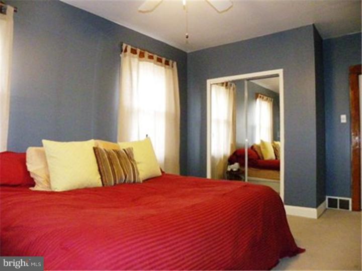 142 Yale Road Audubon, NJ 08106 - Photo 13 of 25 Bedroom - Main