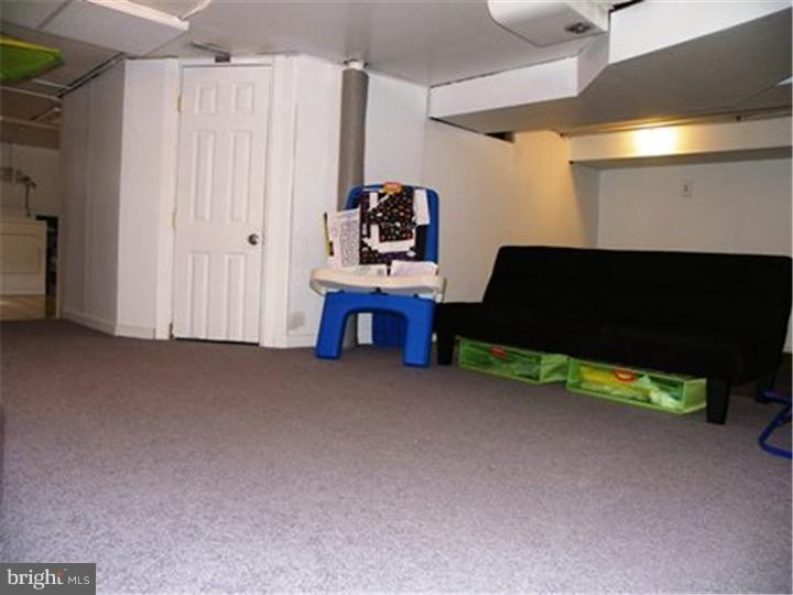 142 Yale Road Audubon, NJ 08106 - Photo 22 of 25 Family Room