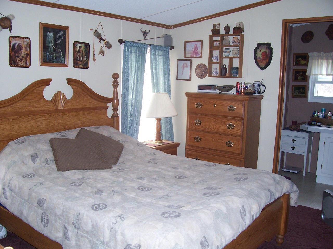Blueberry Road Saylorsburg, PA 18353 - Photo 10 of 13 Master Bedroom