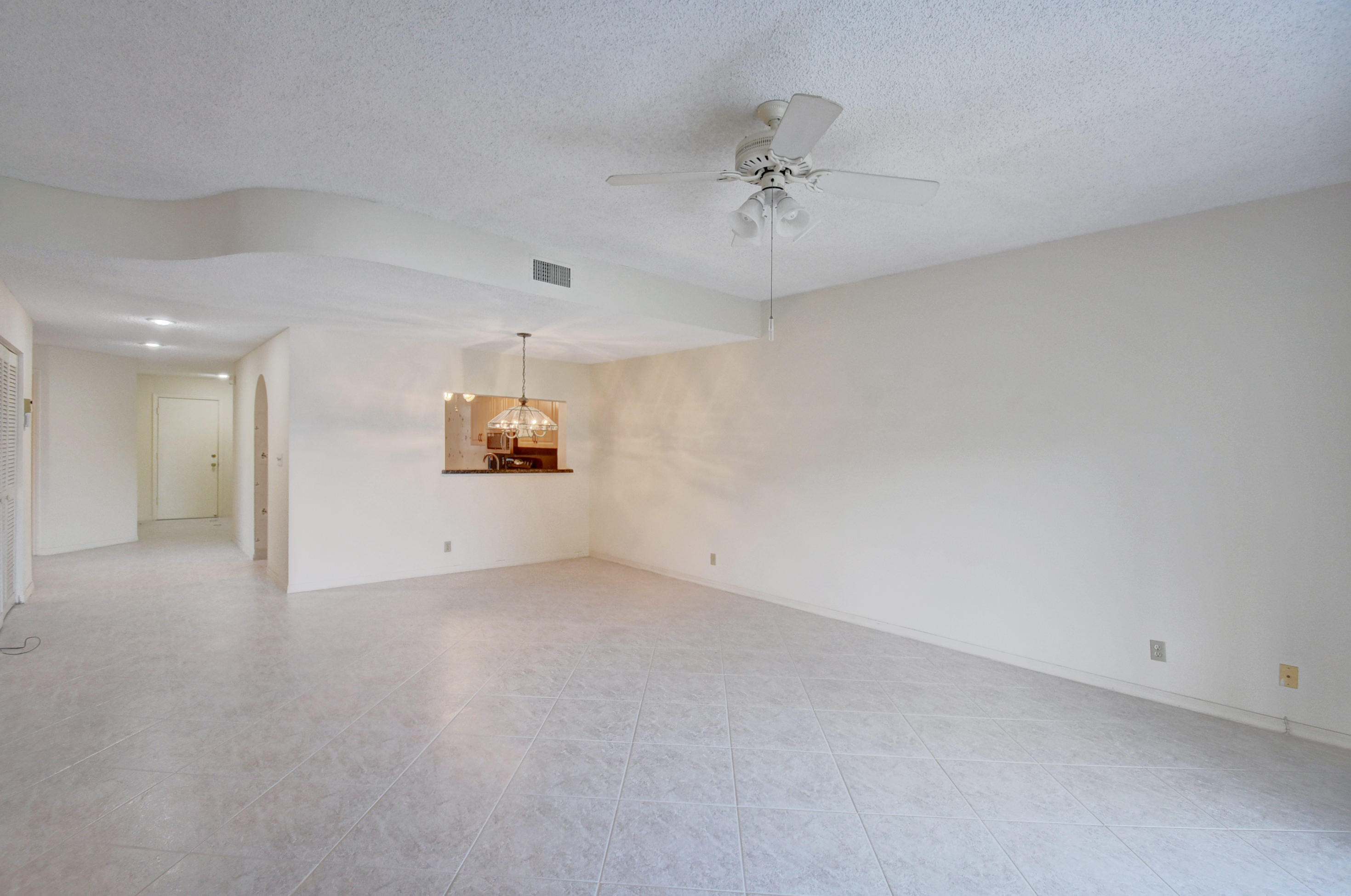 8640 Vía Reale, Unit 1 Boca Raton, FL 33496 - Photo 11 of 47 Virtuals1 (8)