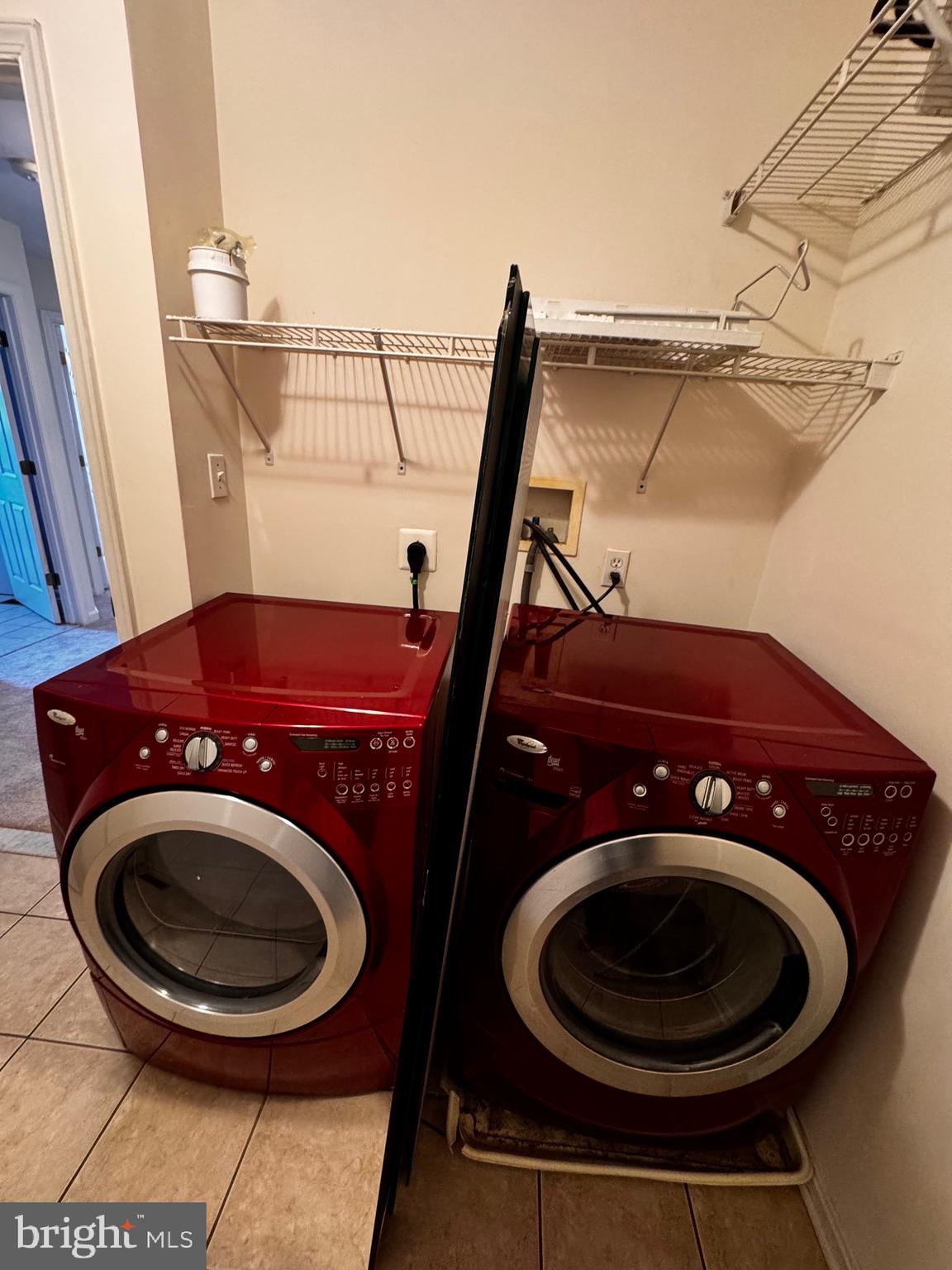 2653 Sandymount Road Finksburg, MD 21048 - Photo 25 of 68 a utility room with dryer and washer