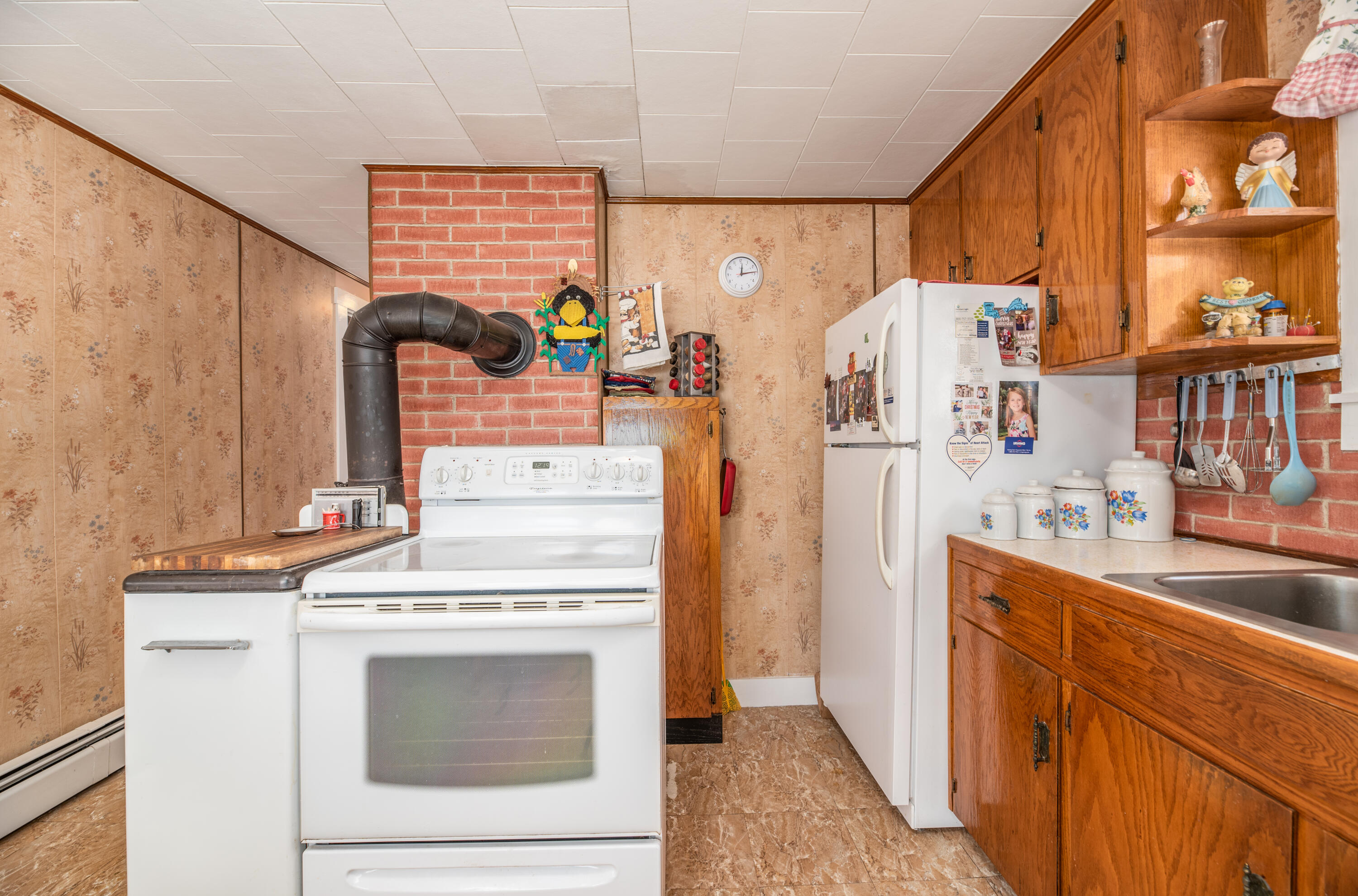 144 Station Road Etna, ME 04434 - Photo 13 of 24 Interior10