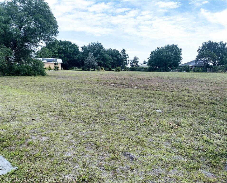 501 Meadow Road Sebring, FL 33876 - Photo 7 of 9 Gallery Image 7