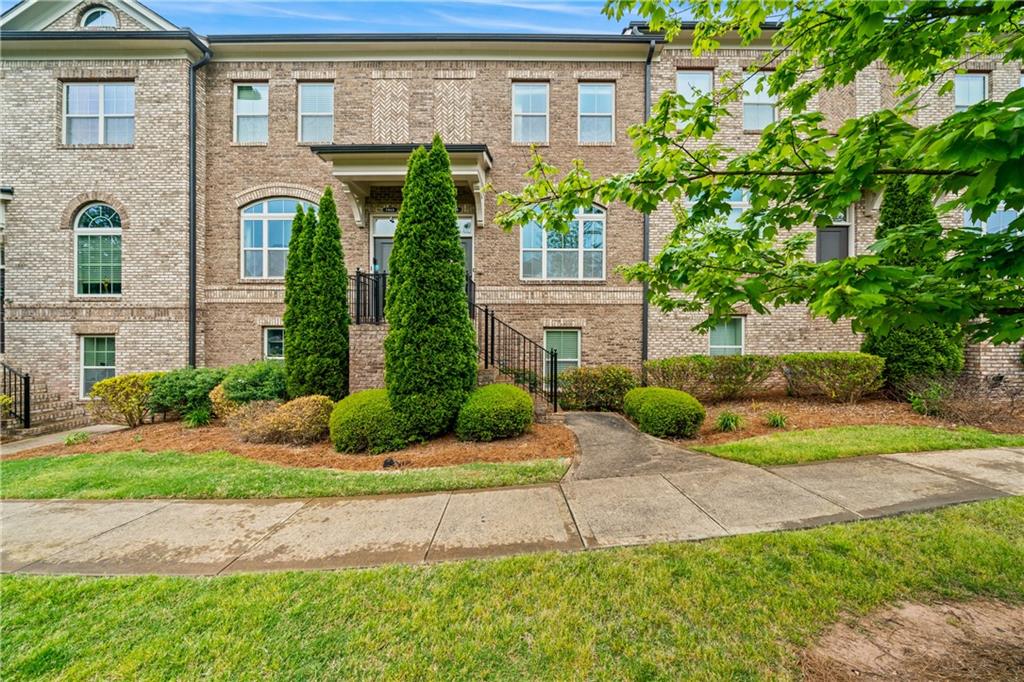 7536 Highlands Point, Atlanta, GA 30328 Compass