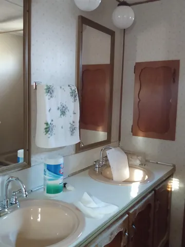 $29,900 | 97 Glen Street, Brattleboro, VT 05301