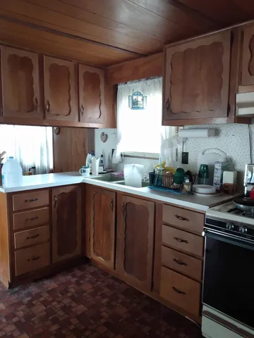 $29,900 | 97 Glen Street, Brattleboro, VT 05301