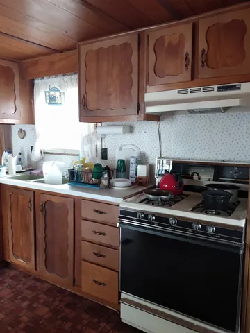 $29,900 | 97 Glen Street, Brattleboro, VT 05301