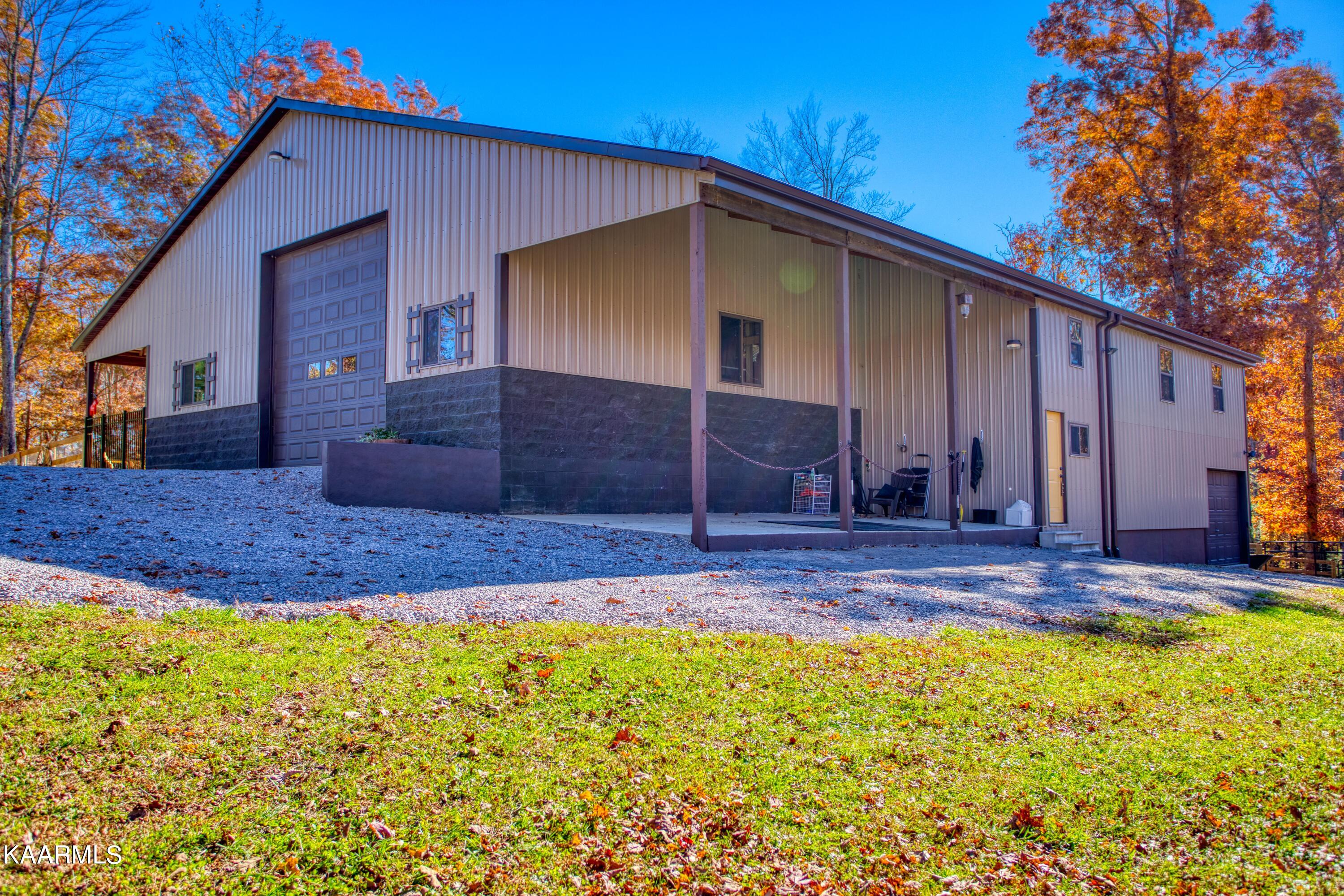 328 Briar Point Road Allardt, TN 38504 - Photo 1 of 14 EK3A4993