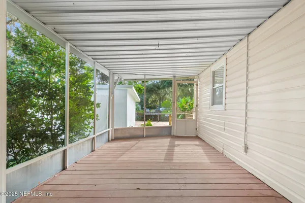 $156,500 | 210 Camellia Drive, Satsuma, FL 32189