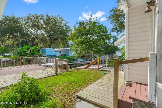 $165,000 | 210 Camellia Drive, Satsuma, FL 32189