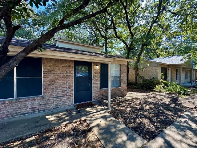 $1,350 | 627 McQueary Street, Unit 629, Arlington, TX 76012