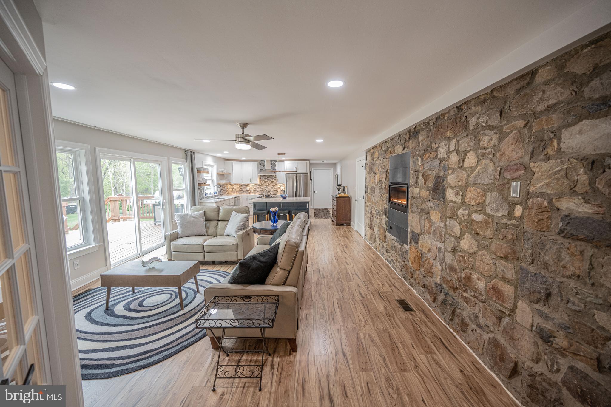454 Pine Grove Road Bluemont, VA 20135 - Photo 7 of 50 family room/kitchen 1