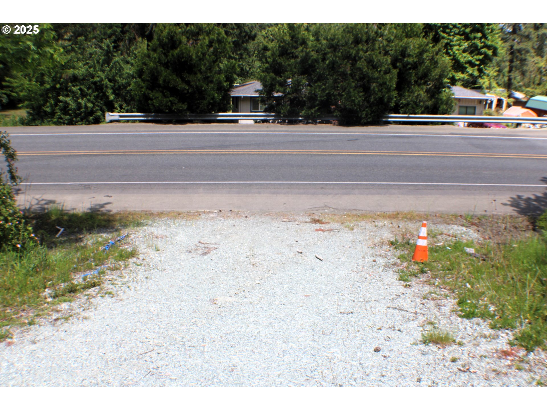 1482 Canyonville-Riddle Road Riddle, OR 97469 - Photo 4 of 4