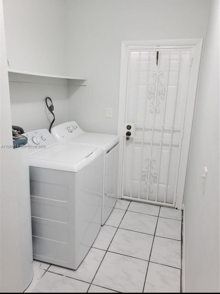 3040 Southwest 77th Court Miami, FL 33155 - Photo 15 of 32