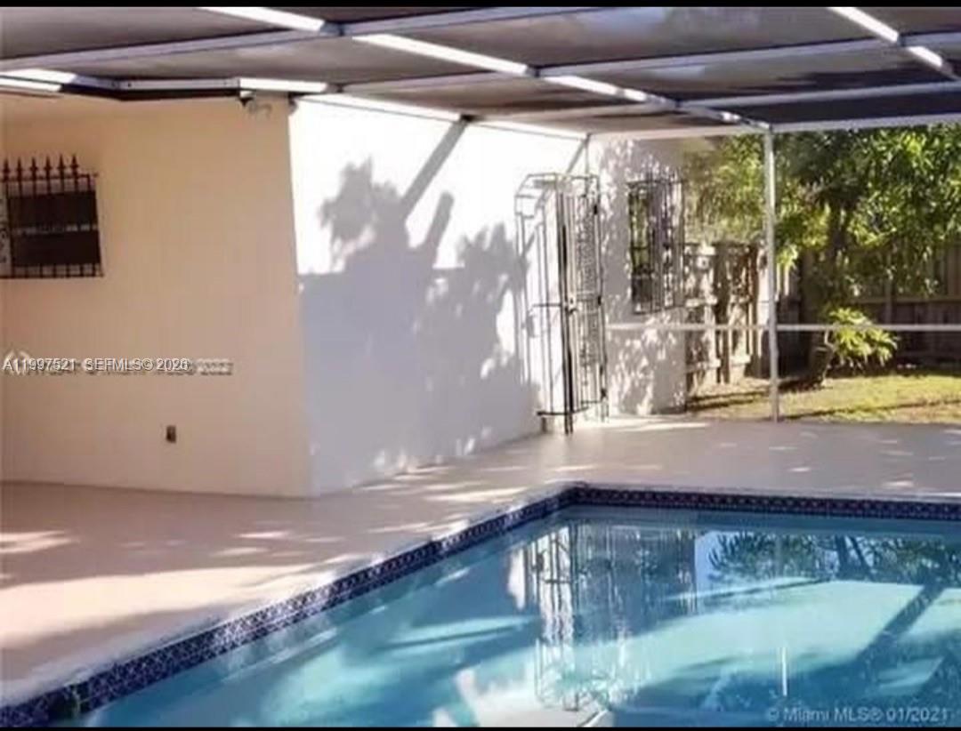 3040 Southwest 77th Court Miami, FL 33155 - Photo 30 of 32
