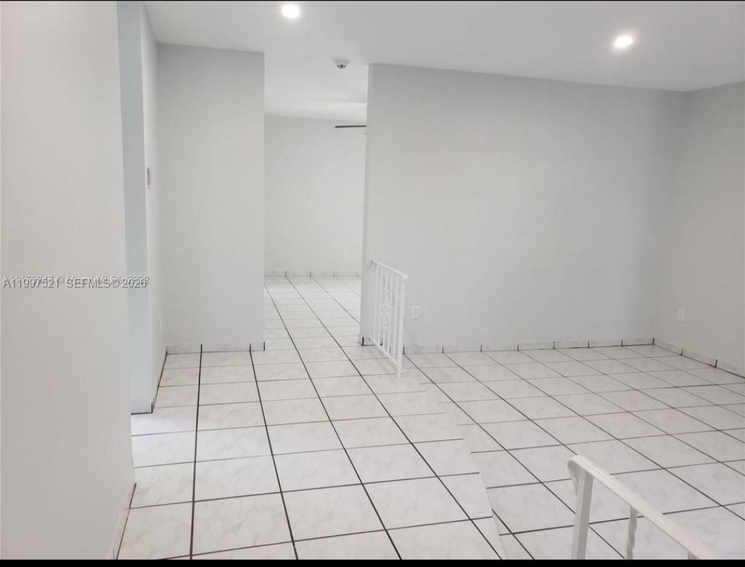 3040 Southwest 77th Court Miami, FL 33155 - Photo 7 of 32