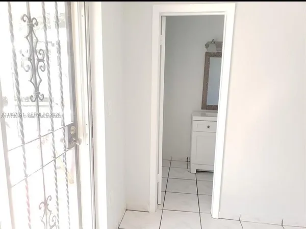 $4,500 | 3040 Southwest 77th Court, Miami, FL 33155