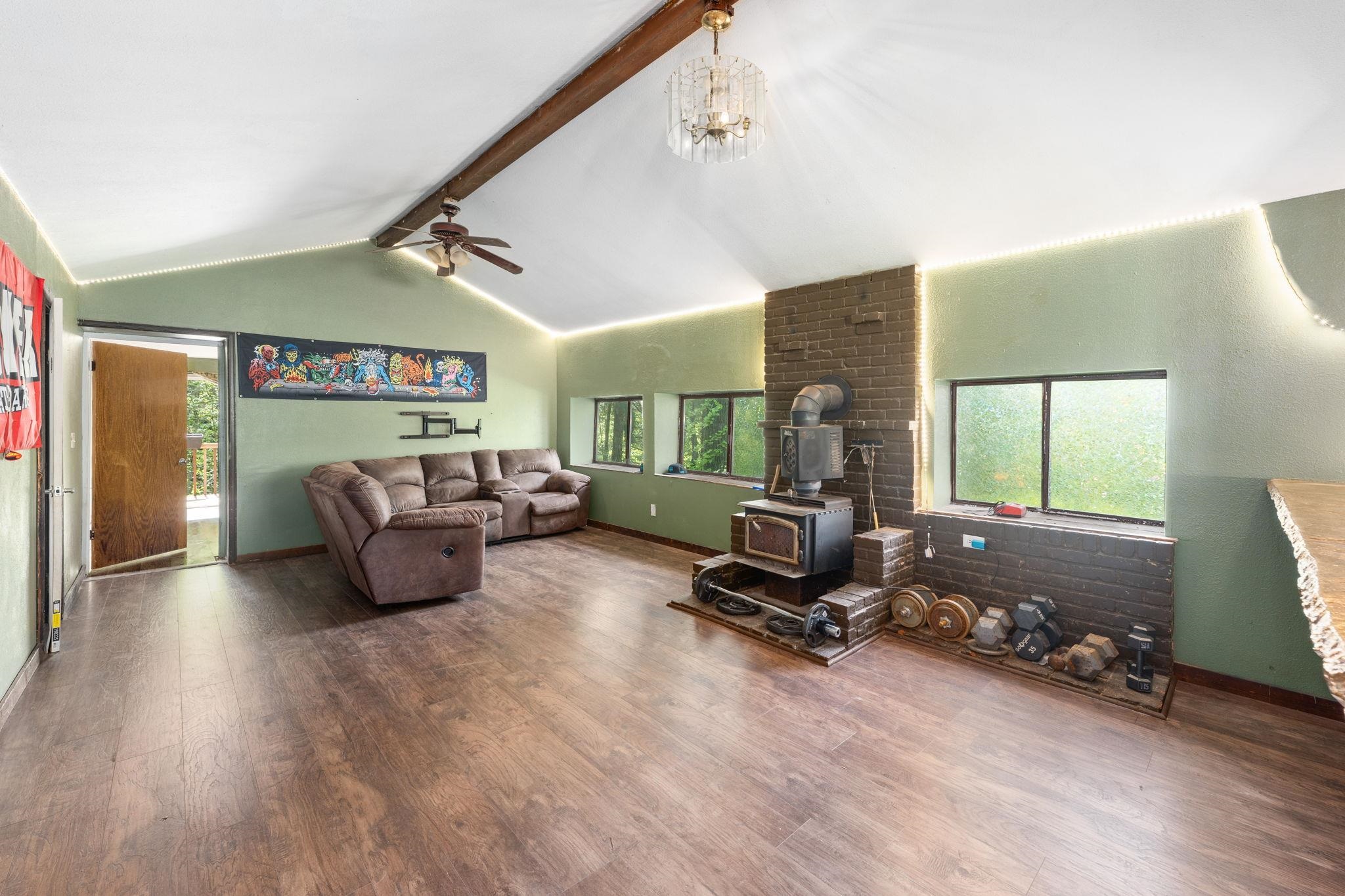 41210 North Lake Shore Road Elk, WA 99009 - Photo 11 of 32