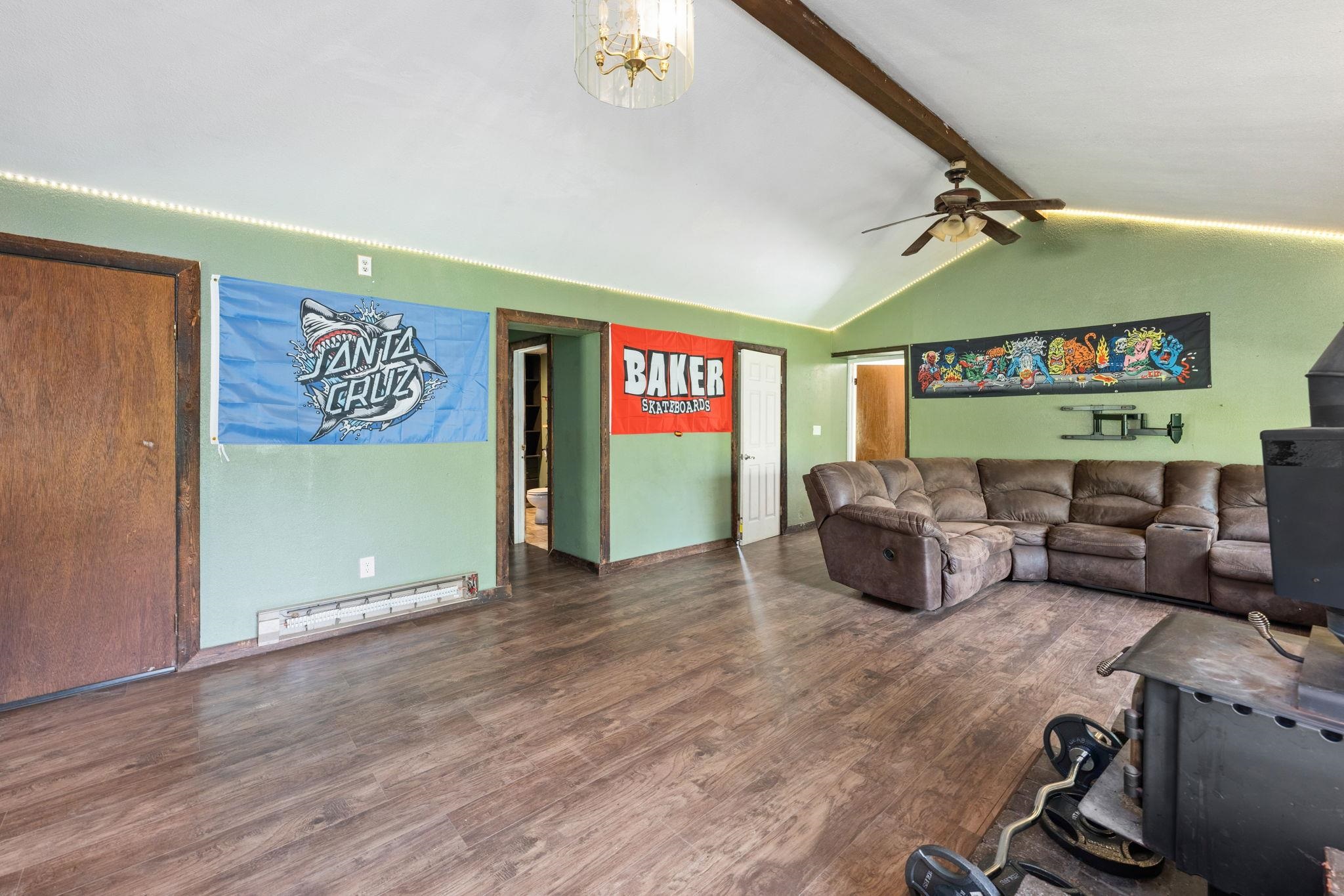 41210 North Lake Shore Road Elk, WA 99009 - Photo 13 of 32