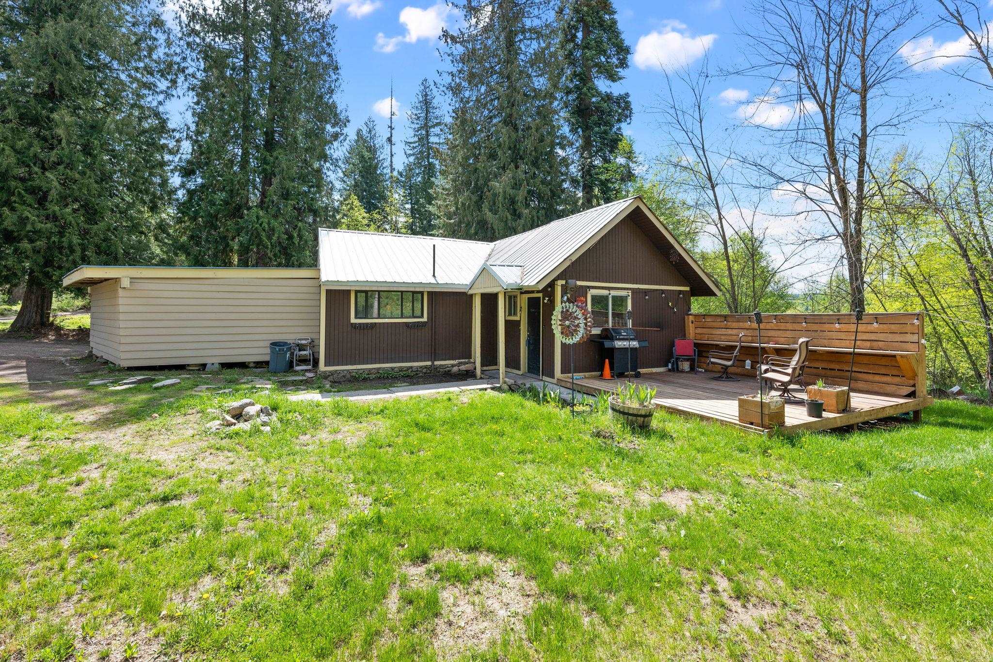 41210 North Lake Shore Road Elk, WA 99009 - Photo 2 of 32