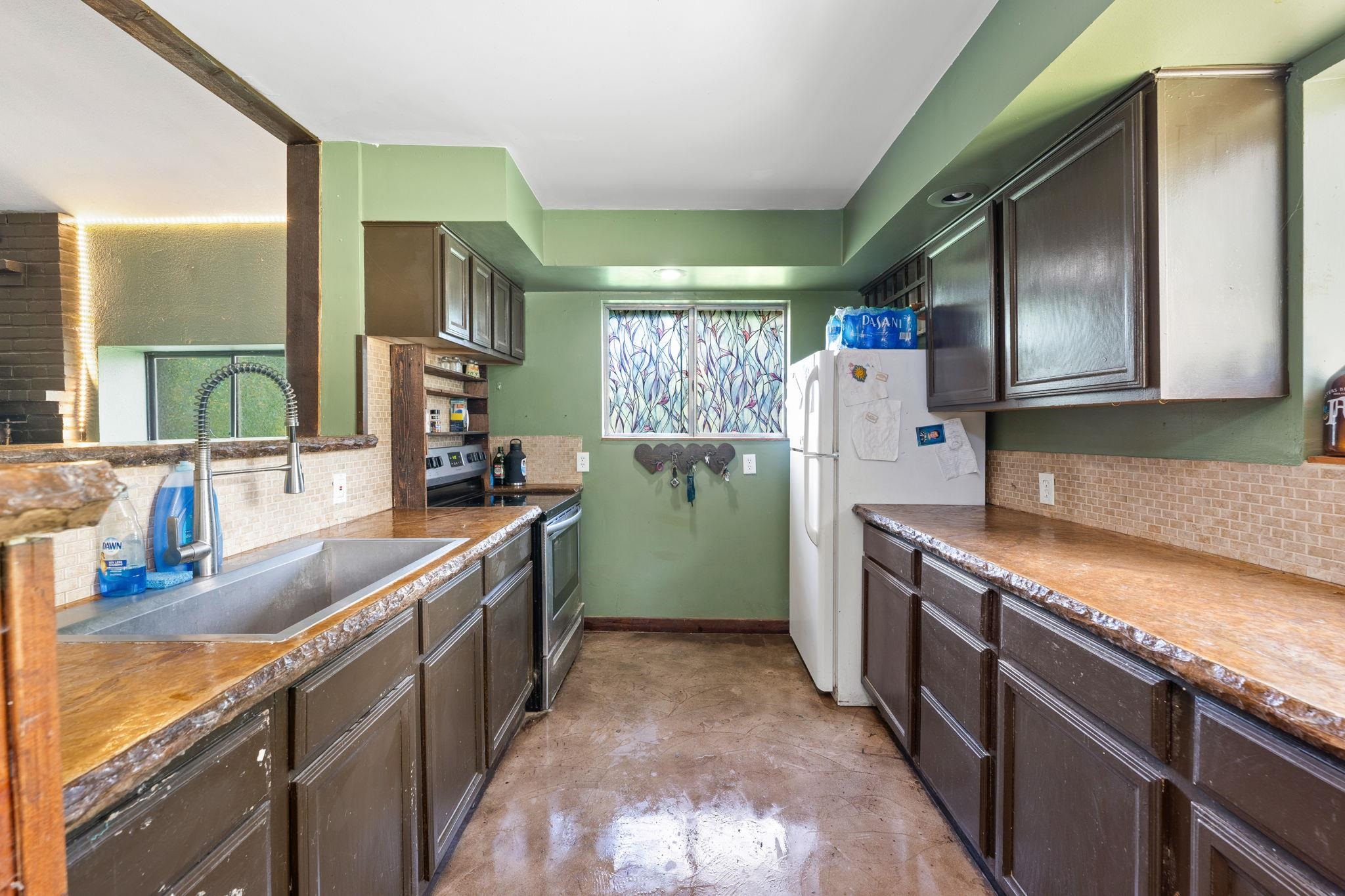 41210 North Lake Shore Road Elk, WA 99009 - Photo 7 of 32