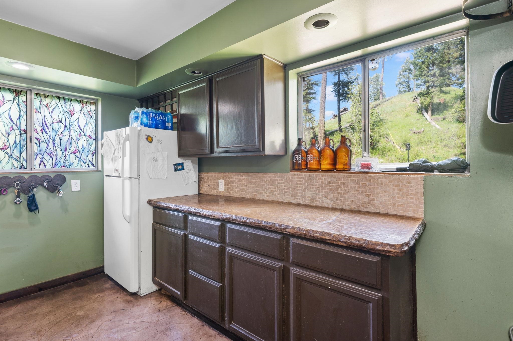 41210 North Lake Shore Road Elk, WA 99009 - Photo 9 of 32